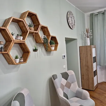 La Piazzetta Appartement Nettuno