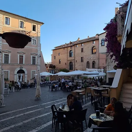 La Piazzetta Appartement Nettuno
